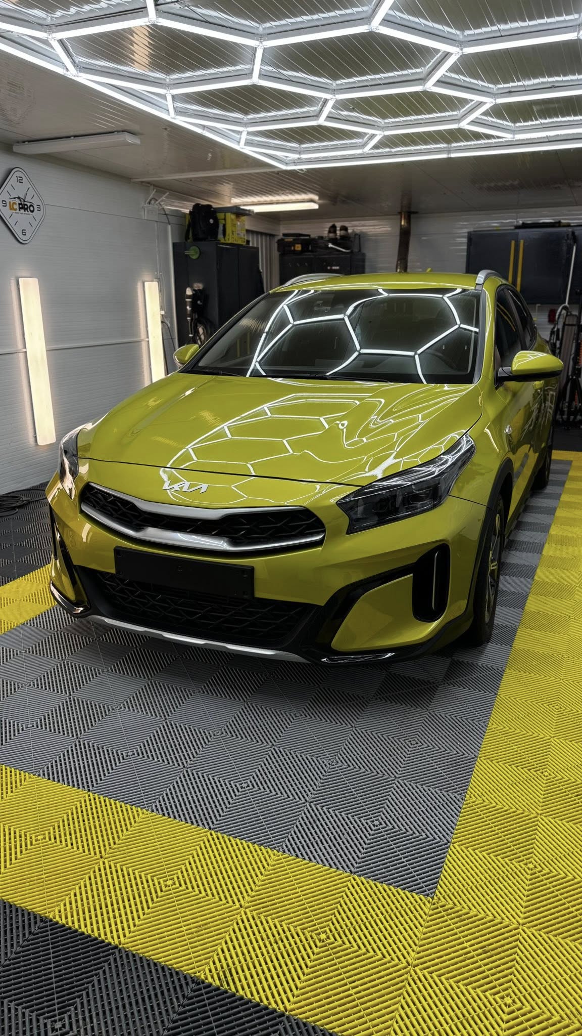 589961970_122272168604232660_6141358476587489226_n